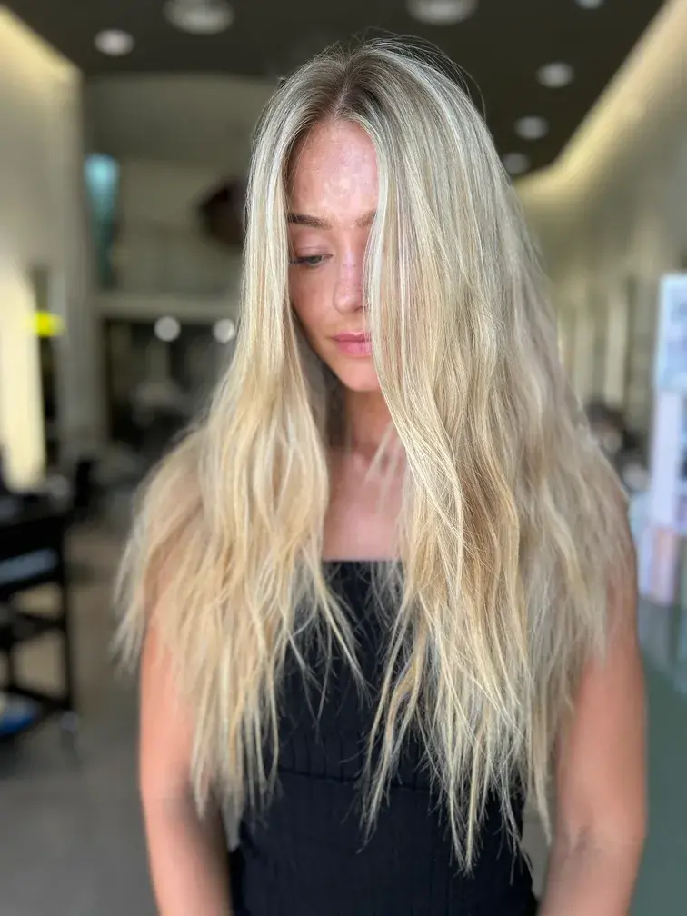 eMe Hair Studio - Cortar y peinar cabello en Fuengirola