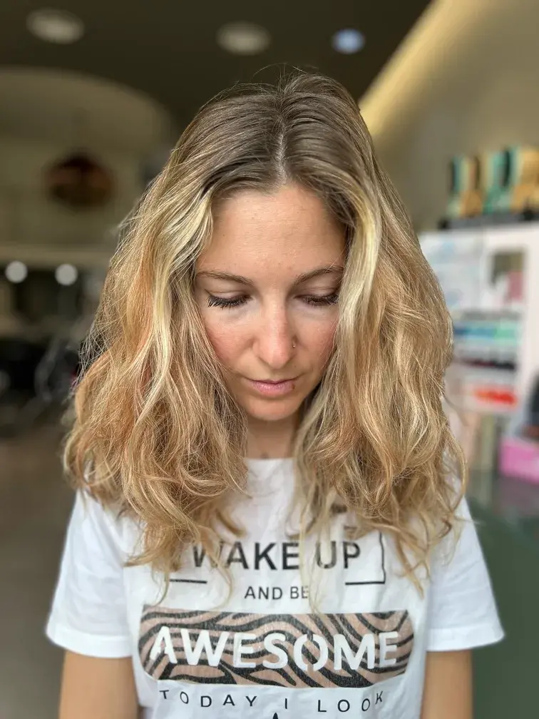 eMe Hair Studio - Mechas para el cabello en Fuengirola